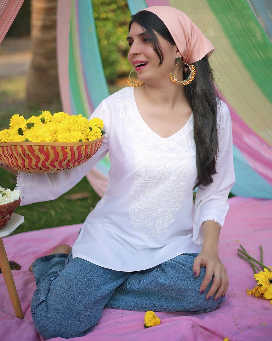 -1117Wx1400H-701317711-white-MODEL5