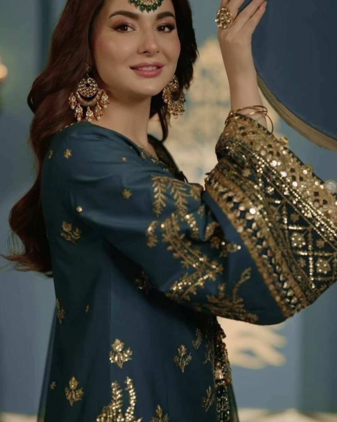 Premium Teal Blue Pakistani Semi-Stitched Georgette Suit with Heavy Golden Zari & Sequence Embroidery (3)